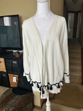 Open Front White Kimono with black tassels and knitted trim